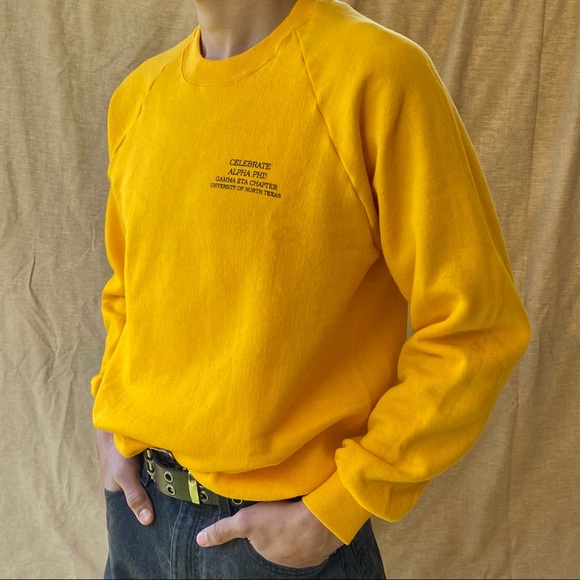 90s Yellow Alpha Phi Sweatshirt 🎉 - Picture 3 of 4